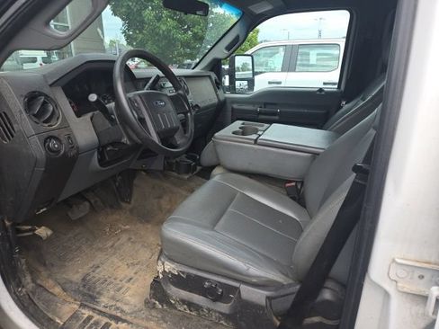 Used 2012 Ford F250 XL w/ PWR Equipment Group AWD/4WD image 16