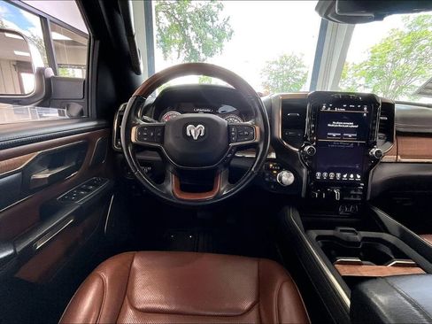 Used 2021 RAM 1500 Limited AWD/4WD image 9