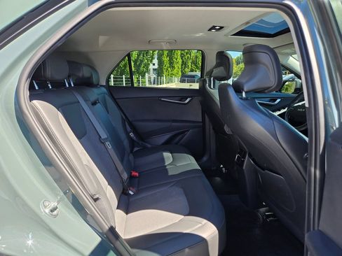 Used 2023 Kia Niro EX Touring FWD image 11