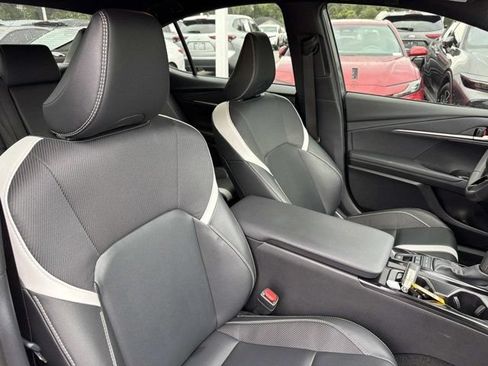 Used 2025 Toyota Camry SE w/ Convenience Package FWD image 17