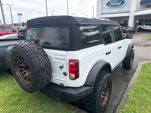Used 2021 Ford Bronco Black Diamond w/ Sasquatch Package AWD/4WD image 3