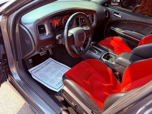 Used 2023 Dodge Charger Scat Pack w/ Dynamics Package RWD image 16