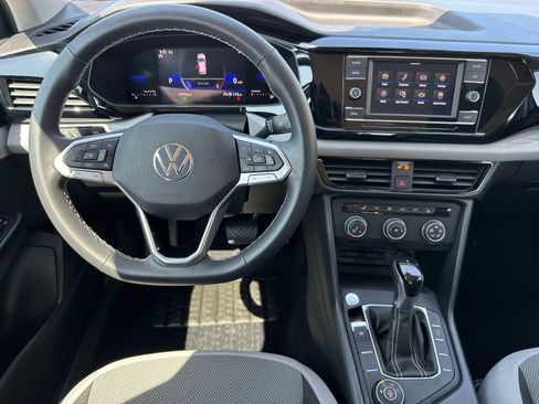 Certified 2022 Volkswagen Taos S AWD/4WD image 7