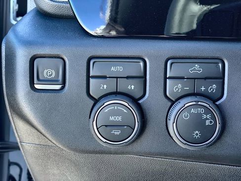 New 2026 Chevrolet Silverado 1500 LT image 19