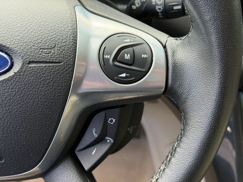 Used 2014 Ford Escape Titanium AWD/4WD image 17