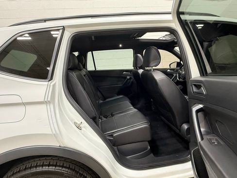 Used 2021 Volkswagen Tiguan SE R-Line AWD/4WD image 40