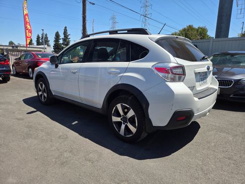 Used 2014 Subaru Crosstrek Touring w/ Popular Package #2 AWD/4WD image 2