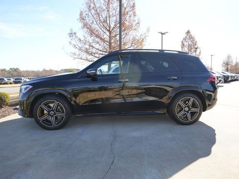 Certified 2025 Mercedes-Benz GLE 580 4MATIC image 4