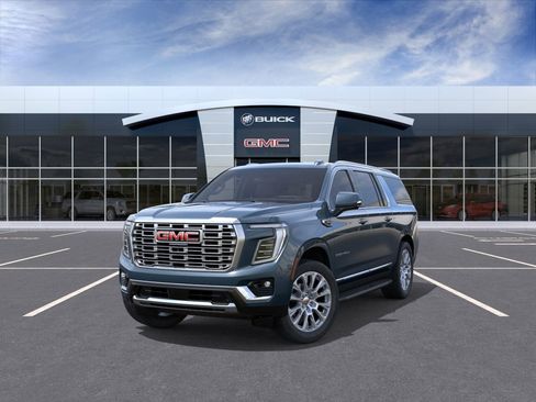 New 2026 GMC Yukon XL Denali image 8