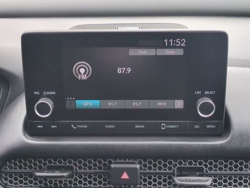 Used 2025 Honda HR-V Sport image 18