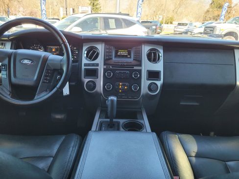 Used 2017 Ford Expedition EL XLT image 15