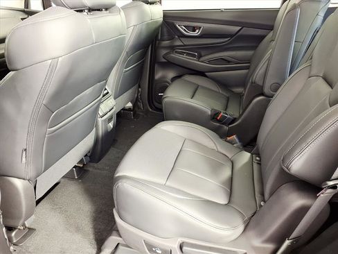 New 2026 Subaru Ascent Limited image 5