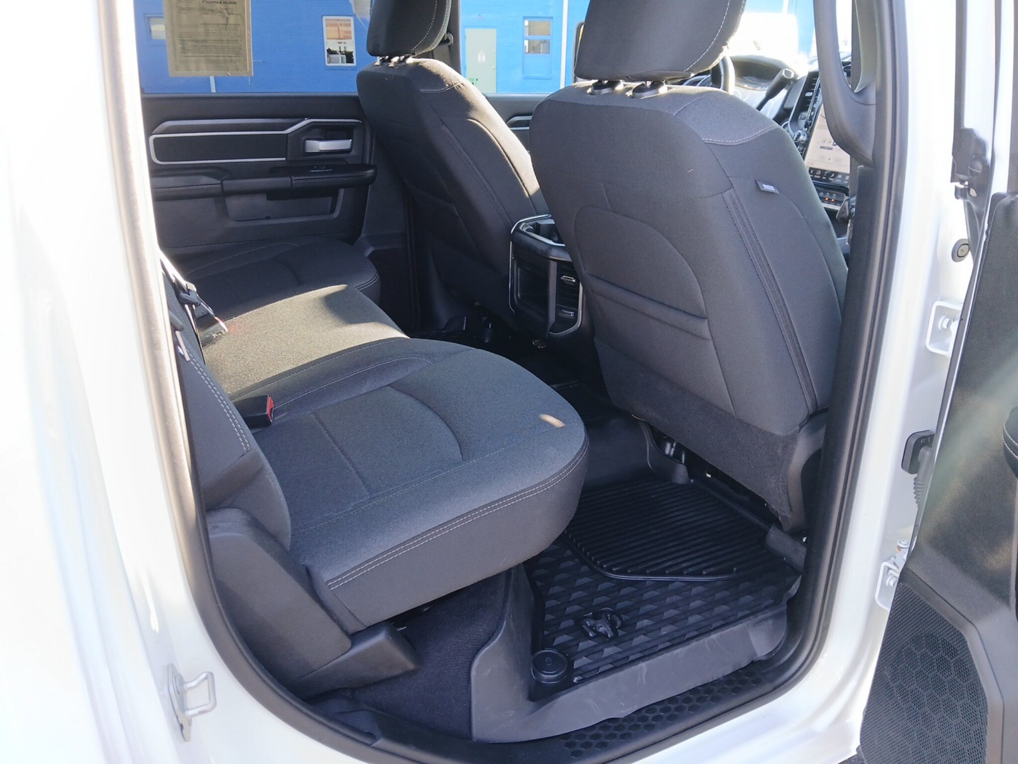 Certified 2024 RAM 2500 Big Horn w/ Night Edition AWD/4WD image 28