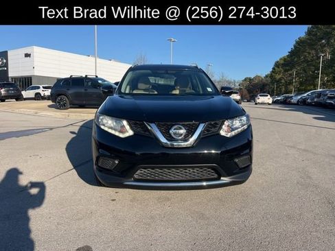 Used 2014 Nissan Rogue SV image 2
