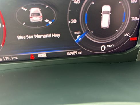 Used 2023 Volkswagen Atlas SEL R-Line AWD/4WD image 30