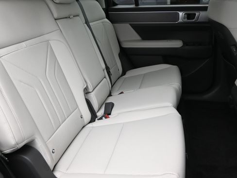 Certified 2025 Hyundai Santa Fe SEL AWD/4WD image 28