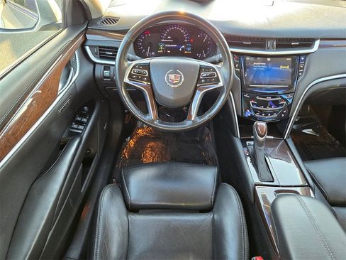 Used 2014 Cadillac XTS Luxury image 8