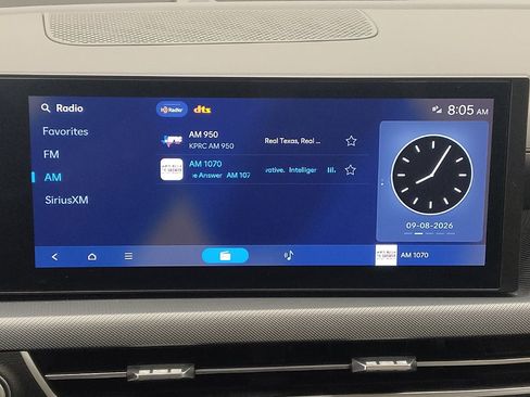 Used 2025 Hyundai Sonata SEL FWD image 25