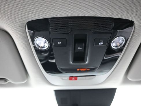 Used 2025 Kia Sportage SX AWD/4WD image 37