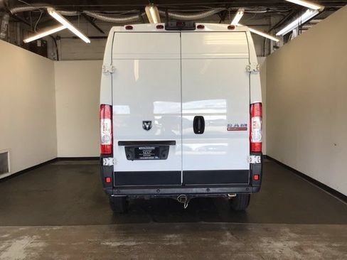 Used 2021 RAM ProMaster 2500 w/ Interior LED Lighting Group FWD image 5