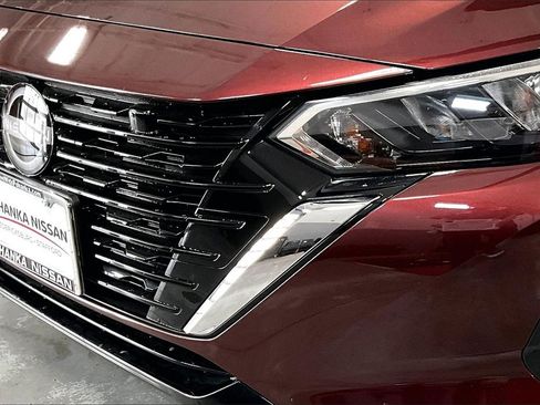 Certified 2025 Nissan Sentra SV image 29