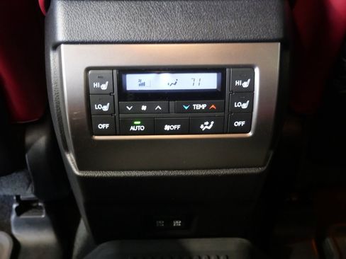 Certified 2023 Lexus GX 460 Luxury w/ Sport Design Package AWD/4WD image 40