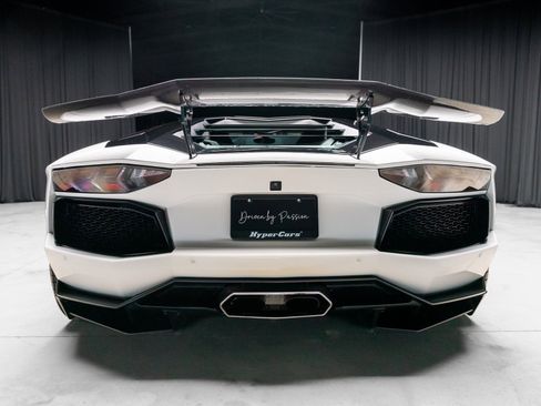 Used 2013 Lamborghini Aventador LP 700-4 image 39