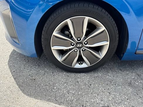 Used 2018 Hyundai Ioniq Limited w/ Limited Ultimate Package 03 FWD image 5