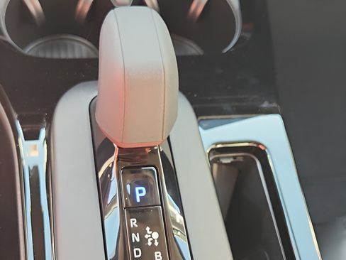 New 2026 Toyota Prius Plug-In Hybrid FWD image 17