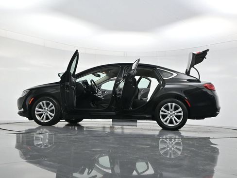 Used 2015 Chrysler 200 Limited FWD image 56