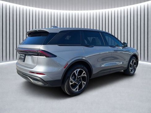 New 2025 Lincoln Nautilus Premier w/ Jet Appearance Package image 3