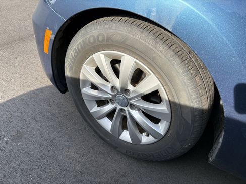 Used 2019 Volkswagen Beetle 2.0T S FWD image 10