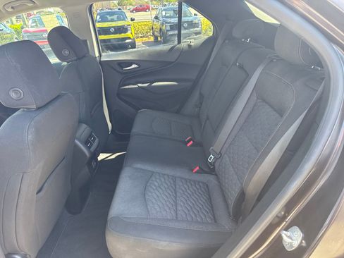 Used 2020 Chevrolet Equinox LT image 25