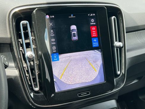 Used 2023 Volvo XC40 Recharge Ultimate AWD/4WD image 28