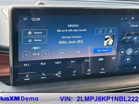 Used 2022 Lincoln Nautilus Reserve w/ Equipment Group 202A image 25