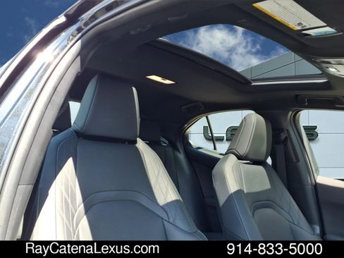 Certified 2023 Lexus UX 250h FWD w/ Accessory Package (Z2) image 23
