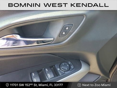 Used 2024 Chevrolet Trax LS image 21