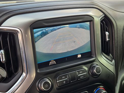 Used 2019 Chevrolet Silverado 1500 LT w/ Texas Edition image 18