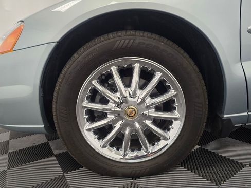 Used 2003 Chrysler Sebring Limited image 28
