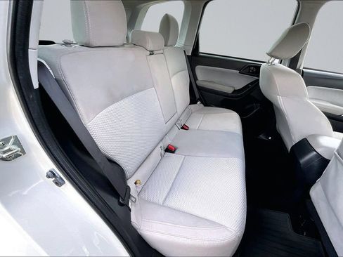 Used 2017 Subaru Forester 2.5i Premium AWD/4WD image 24