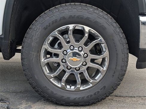 New 2026 Chevrolet Silverado 2500 LTZ w/ LTZ Convenience Package image 6