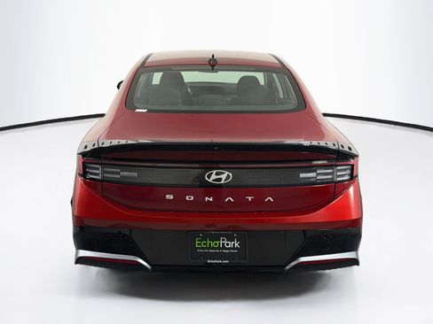 Used 2025 Hyundai Sonata SEL FWD image 7