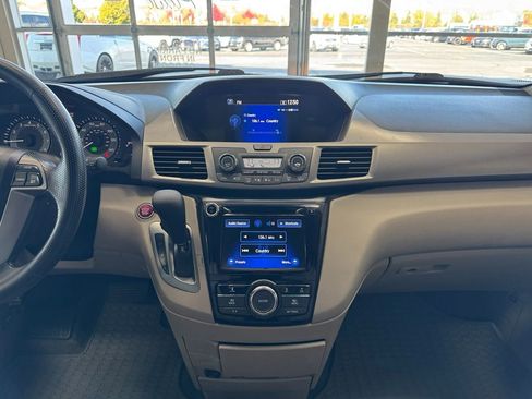 Used 2016 Honda Odyssey EX image 21