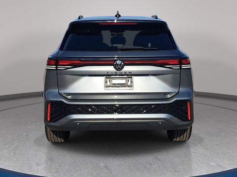 New 2026 Volkswagen Tiguan SE R-Line AWD/4WD image 6