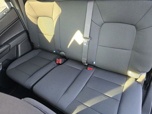 Used 2024 GMC Canyon Elevation w/ Convenience Package image 24