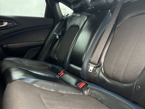 Used 2015 Chrysler 200 S w/ Comfort Group image 30