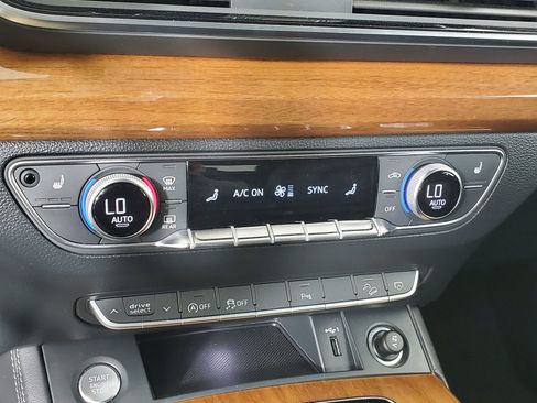 Certified 2023 Audi Q5 2.0T Premium Plus image 40