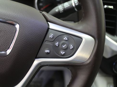 Used 2017 GMC Acadia SLT image 9