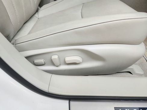 Used 2019 INFINITI Q70 L 3.7 w/ Sensory Package AWD/4WD image 37