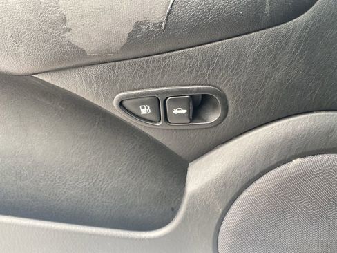 Used 2004 Hyundai Sonata GLS image 23